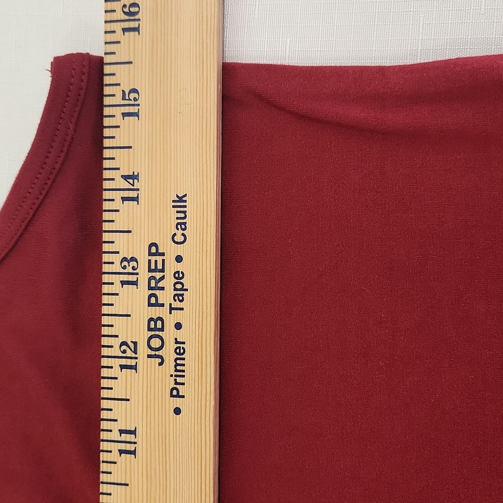 Zyia Effortless Long Tank Top. Cranberry Color. NWT. Size M - Picture 7 of 9